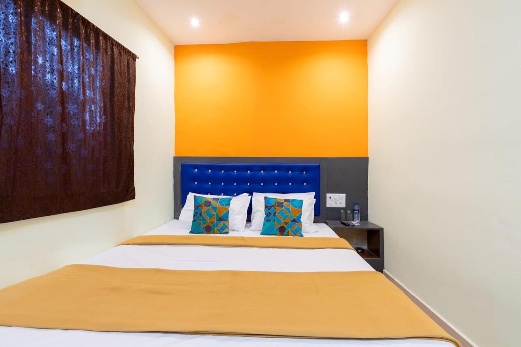 Hotel Shera Residency Мумбаи Экстерьер фото