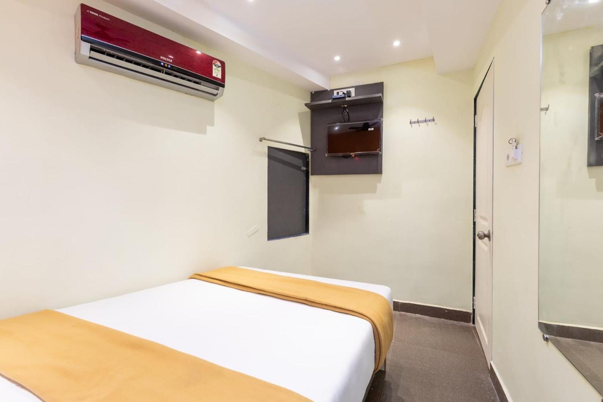 Hotel Shera Residency Мумбаи Экстерьер фото